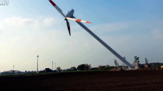 Accidents at the wind power station..Аварии на Ветряных станциях..