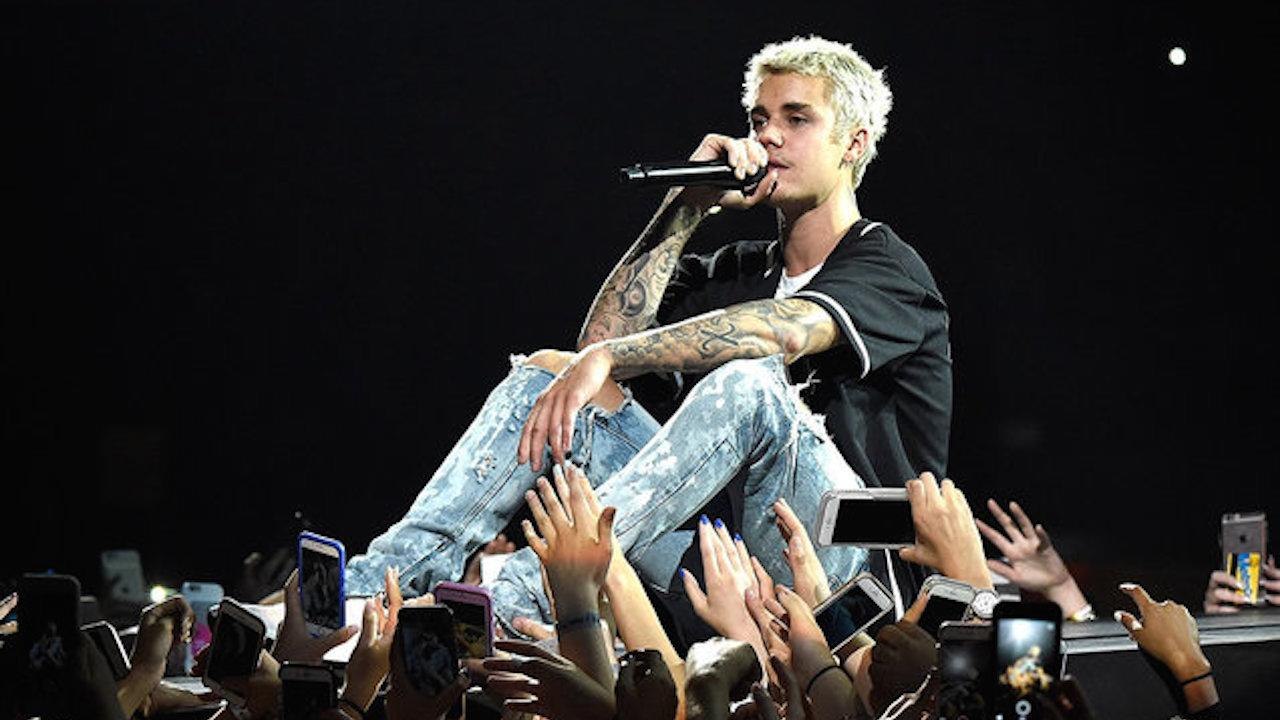 How Many Days Off Has Justin Bieber Had Since The Purpose Tour Began? | Billboard News