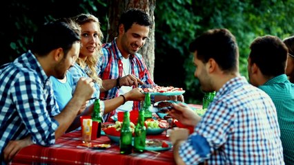 What Time Should You Really Arrive to a Party 3F