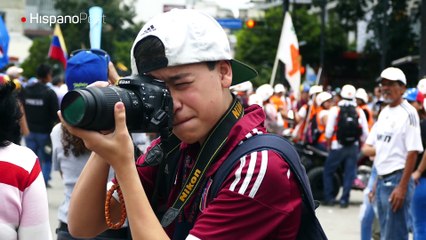 Fotógrafo adolescente plasma el conflicto venezolano desde la calle