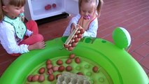 Bébé mal jouet avec 7 enfants mauvaise omelette piscine œufs pause bébé dangereux 40 pcs f