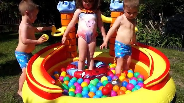 The Balloons Popping Show for LEARNING COLORS - Childrens Educational Video