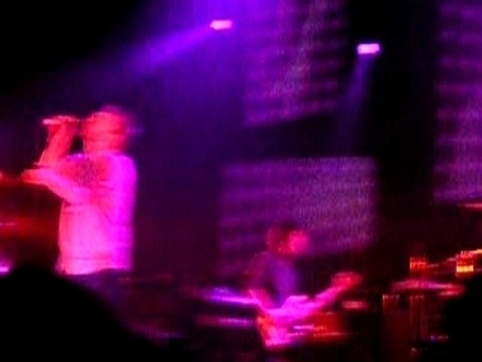 Bones - Radiohead, Berkeley, 6/23/06