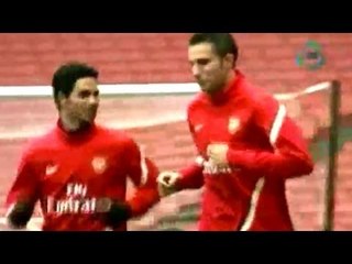 Van Persie se despide del Arsenal y llega al ManU