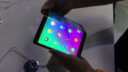 Lenovo invente la tablette pliable qui prend la taille d'un smartphone