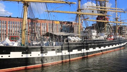 Tall Ships Races : The Story and Experience