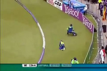 Angelo mathews breath taking fielding inside the boundary