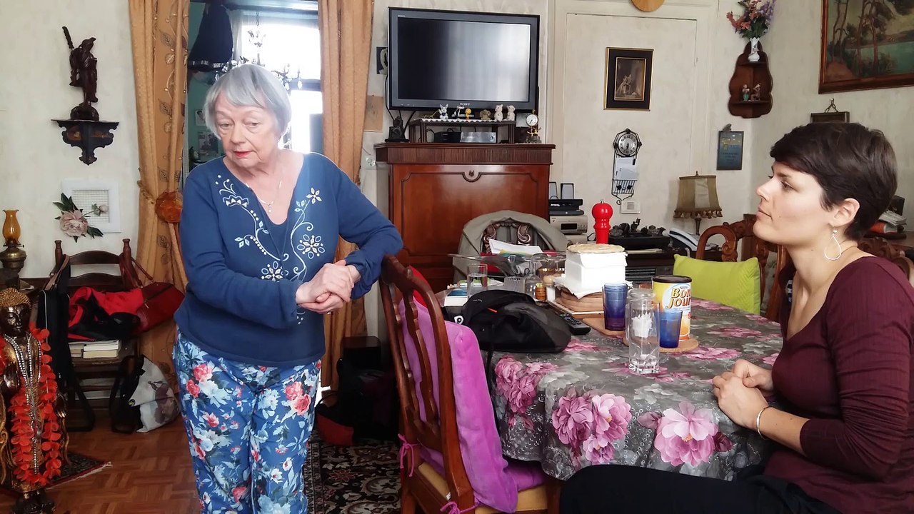 Teaser : Bras dessus bras dessous : le réseau de voisinage solidaire intergénérationnel - Inspire