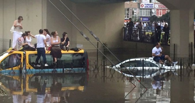 AKOM Uyardı! Yağış Gece Saatlerinde Etkisini Artıracak