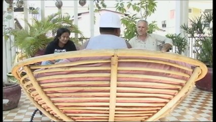 Meet the American Residents Exiled in Cambodia - SBS 2009