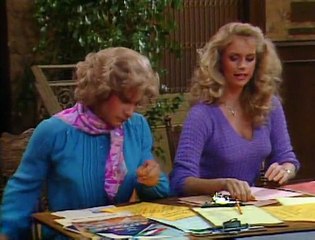 Bosom Buddies 2x13   Hildy's Dirt Nap