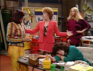 Bosom Buddies 2x18   Not The Last Picture Show