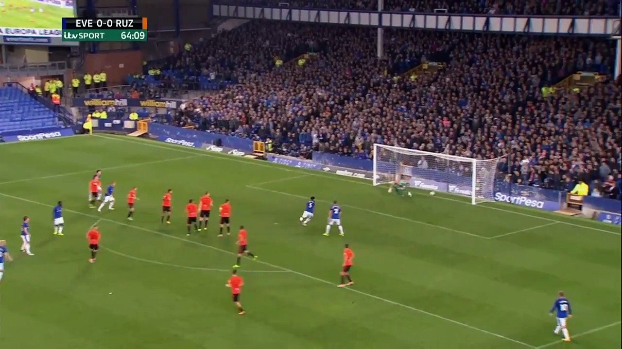 Leighton Baines Goal - Everton vs Ruzomberok 1-0 27.07.2017 (HD)