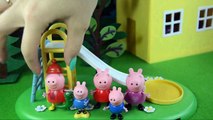 Five Little Peppa Pig Jumping on the Bed | 5 Little Monkeys Jumping on the bed Nursery Rhy