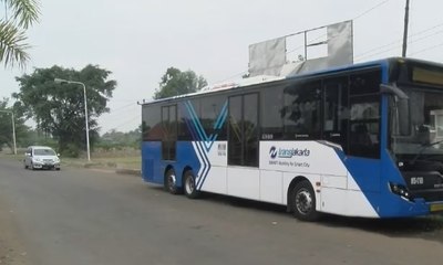 Polisi Tangkap Pelaku Pencurian Bus Transjakarta