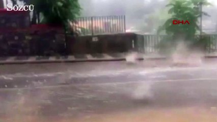 İstanbul'da şiddetli dolu yağışından ürküten görüntü