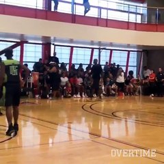 LeBron James fait corriger le score d'un match de l'équipe de son fils