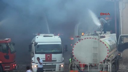 Niğde'de Iplik Fabrikasında Yangın