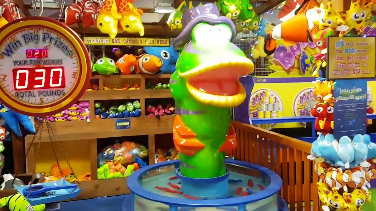 Play area for kids. They catch fish toy. Funny video from DreamTV CHANNEL