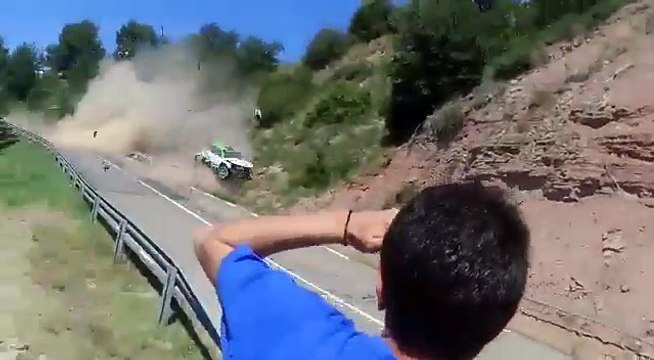 Violent accident en Skoda Fabia R5 au Rallye d'Osona.