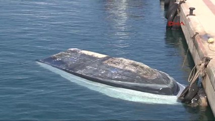 Izmir Çeşme'de Mültecileri Taşıyan Bot Battı: 6 Ölü