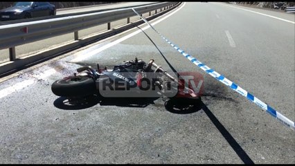Report TV - Aksident tragjik në Kukës, humb jetën drejtuesi i motorrit, 30 vjeç