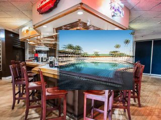 Quality Inn & Suites Sebring Hotel