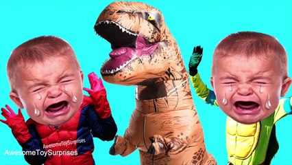 И атака Детка ребенок плач динозавр гигант в в в в жизнь ниндзя реальная человек-паук