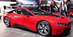 2017 BMW i8 - Exterior Walkaround - 2016 Paris Motor Show