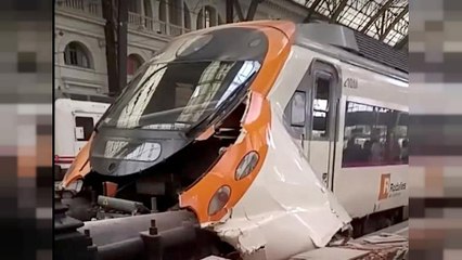 Medio centenar de heridos en un accidente de tren en Barcelona