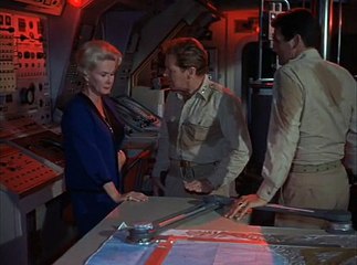 Voyage To The Bottom Of The Sea S02E22  The Death Ship