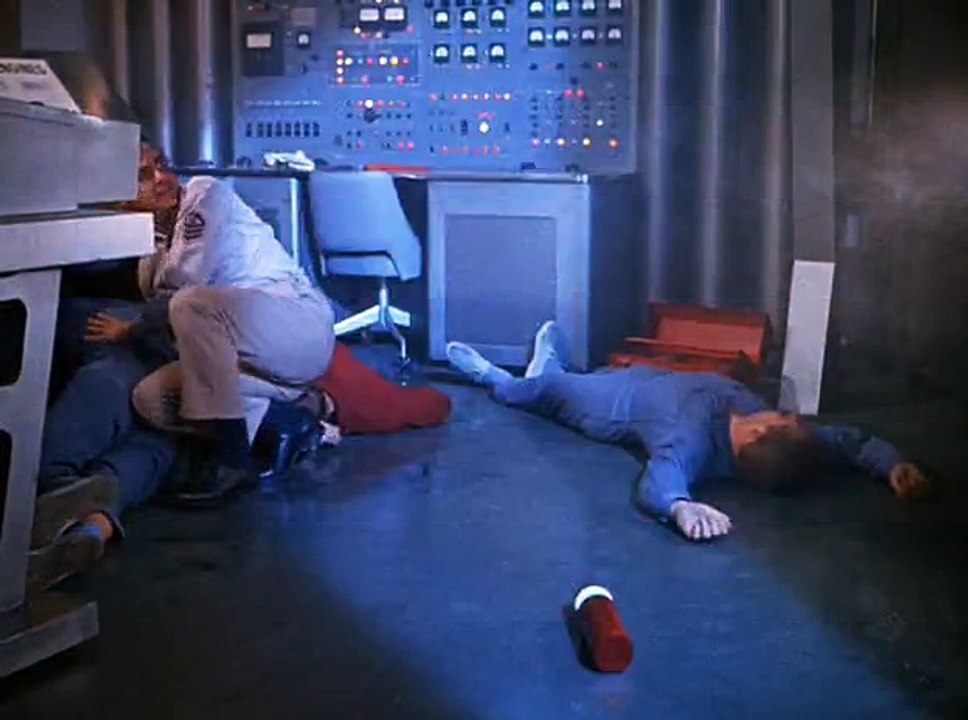 Voyage To The Bottom Of The Sea S03E10  Deadly Invasion