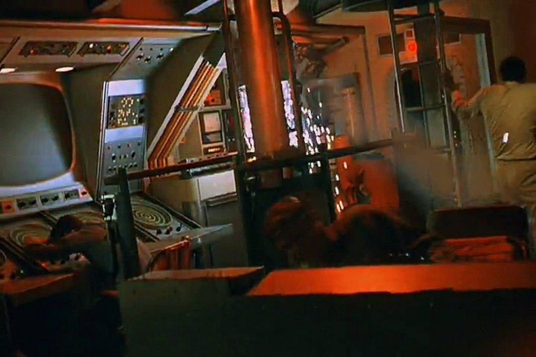 Voyage To The Bottom Of The Sea S04E09  Rescue