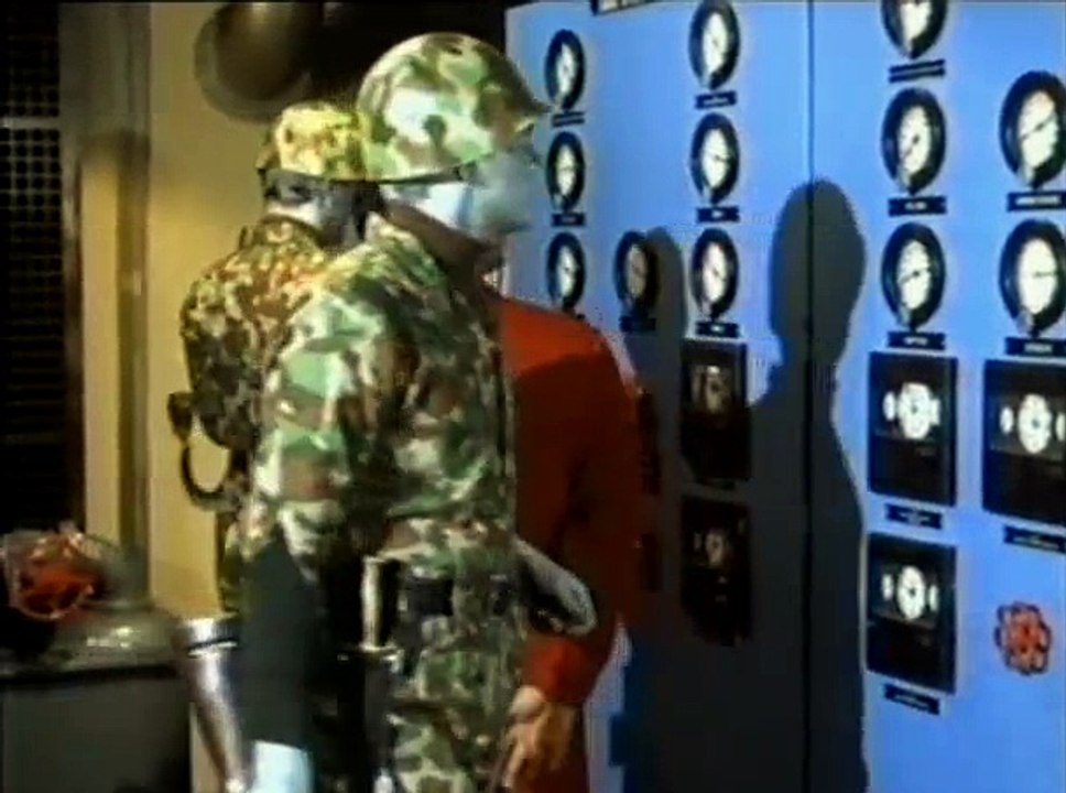 Voyage To The Bottom Of The Sea S04E21  Savage Jungle