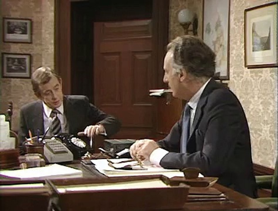 Yes Minister S03E1 Equal Opportunities - video Dailymotion