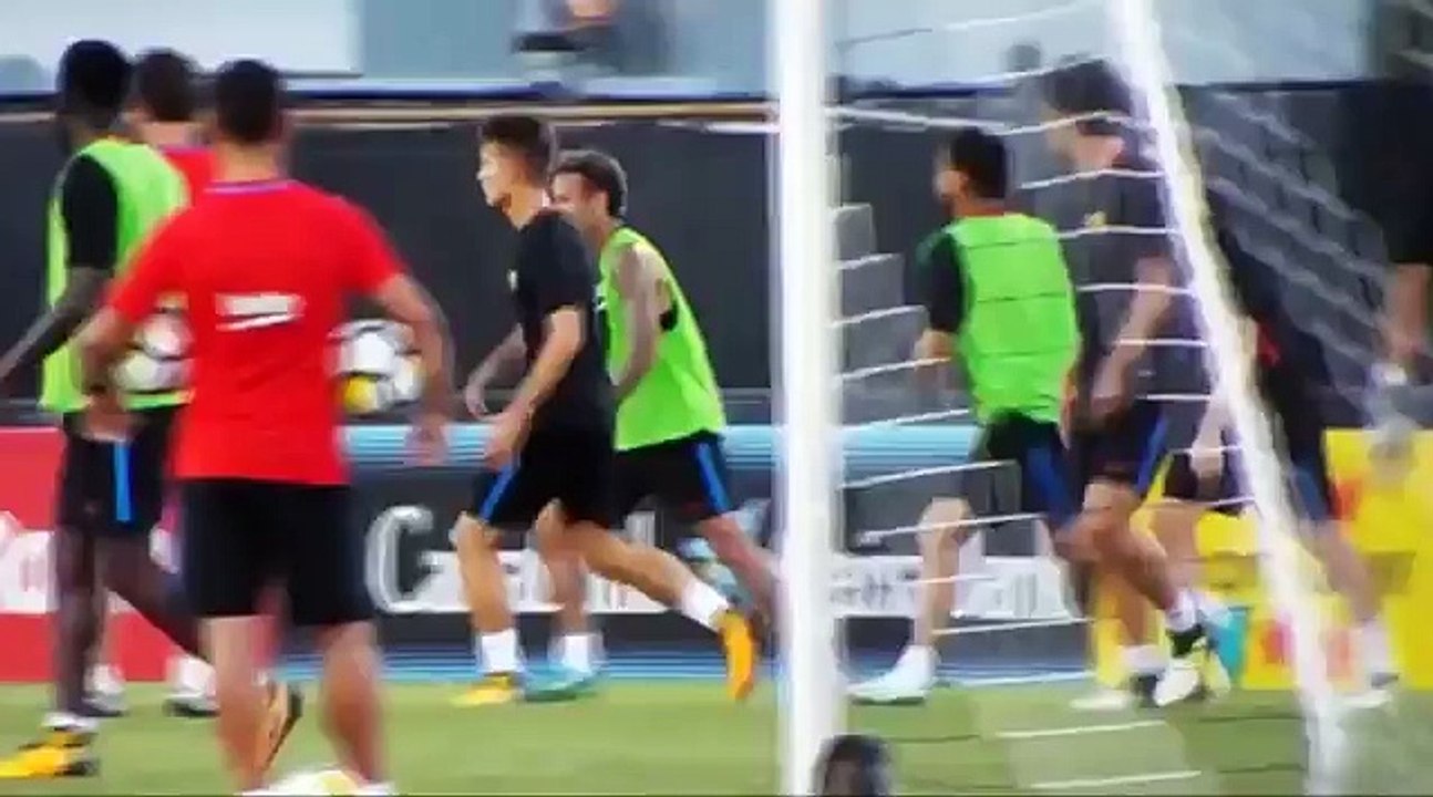 Neymar Fights With Nelson Semedo In Barcelona's Training!