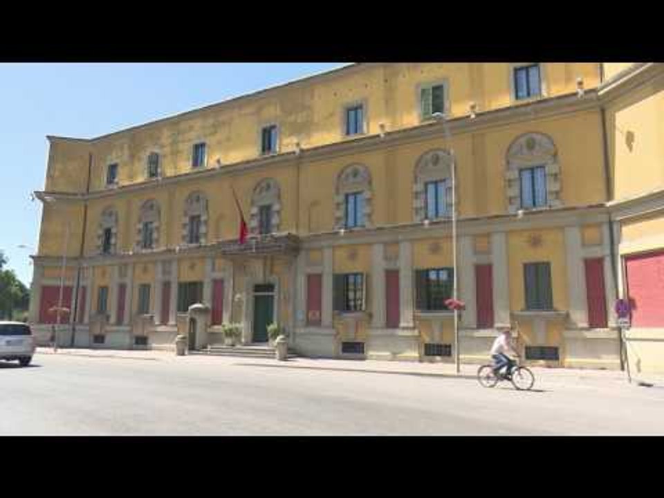 MINISTRIA E EKONOMISE HESHT PER “SPITALLEN”, SHKEL LIGJIN DUKE I MBYLLUR DEREN AUDITUESVE LAJM