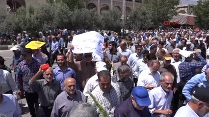 Iran'da Israil Protesto Edildi