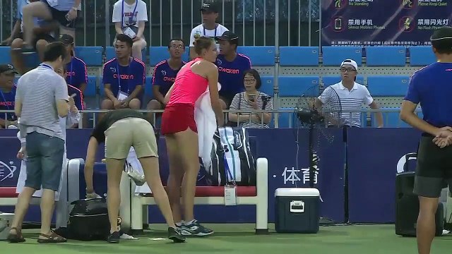 La tenniswoman Kristyna Pliskova se blesse avec un ventilateur et abandonne