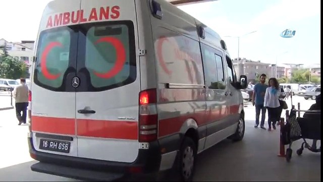 Üzerine Düştüğü Demir Vücuduna Saplandı