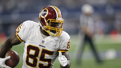 Vontae Davis: Vernon Davis is one of the most hardest working players