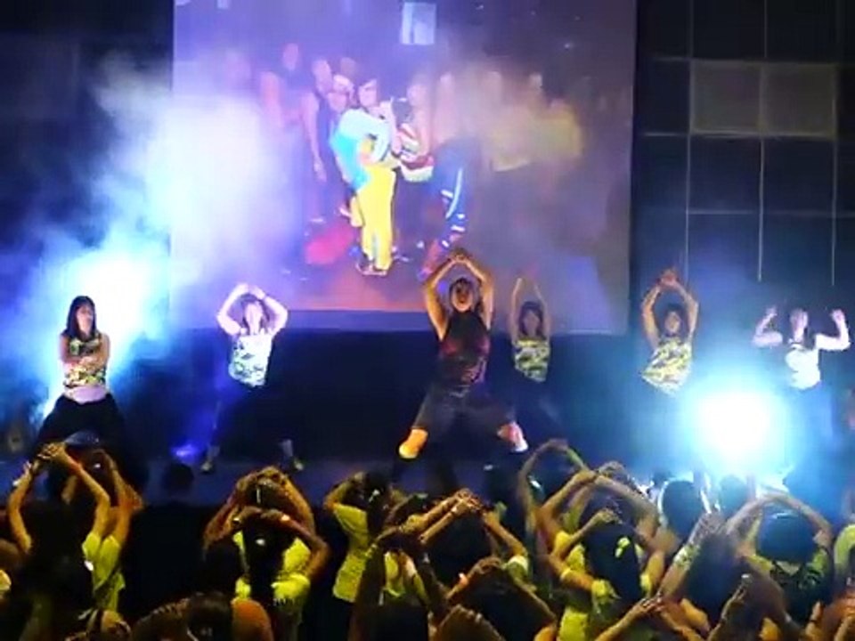 Nena in GRAFFITI Zumba Party _ Zumba® Fitness with ZJ Marlex