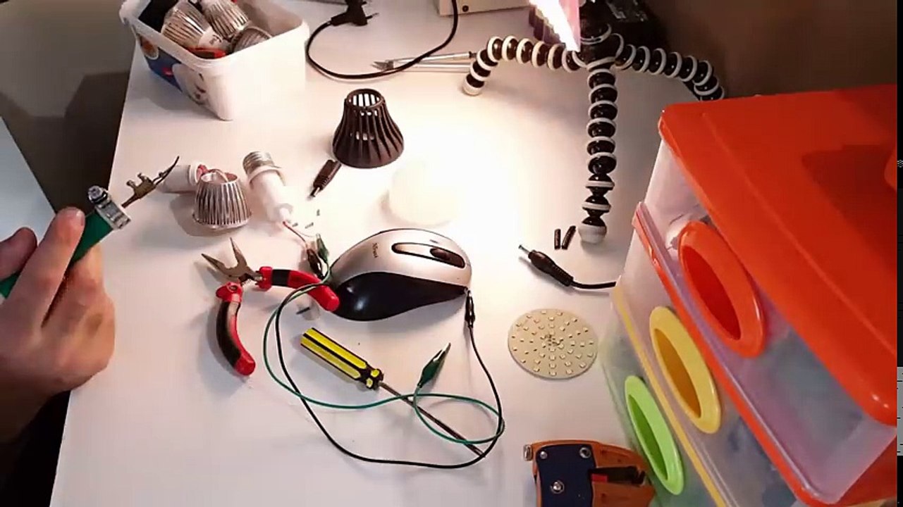 Bozuk led ampul'ü tamir ediyoruz  DIY