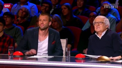 She Got 4 Red Buzzers! What She Did at The Last Move Surprised The Judges