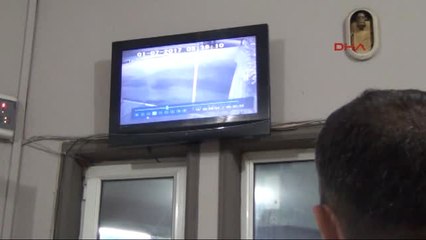 Bursa Köpeği Ile 1 Gecede 4 Iş Yerinden Böle Hırsızlık Yaptı