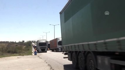 Kapıkule'de 14 Kilometrelik Tır Kuyruğu