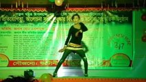 New bangla Stage Dance (2017) its very nice beautiful girl -- পুরাই মাথা নষ্ট মামা