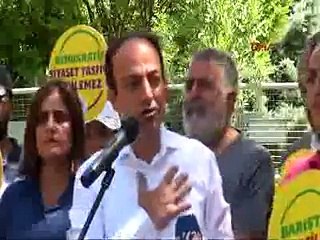 Osman Baydemir: Taşları bağlayıp, itleri salıyorlar
