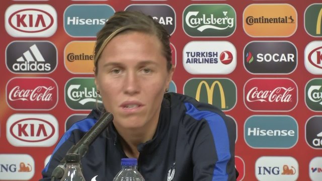 Foot - Euro (F) : Abily «Une source de motivation supplémentaire»