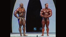 Jay Cutler Beats Ronnie Coleman (2006) Both Bodybuilders In Trunk.